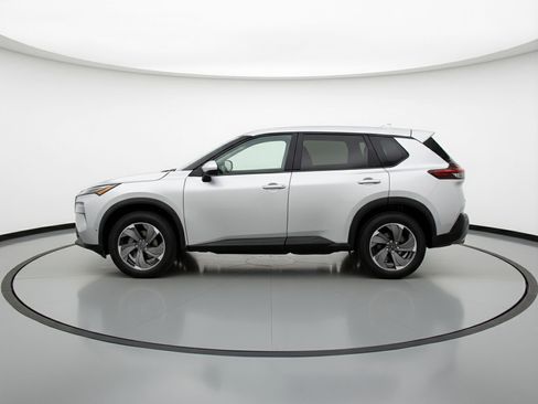 Used 2025 Nissan Rogue SV FWD image 5