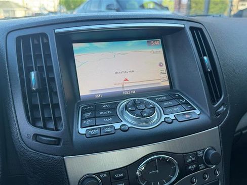 Used 2011 INFINITI G37 Journey w/ Premium Pkg RWD image 16
