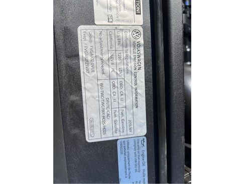 Used 2015 Volkswagen Tiguan SEL image 24