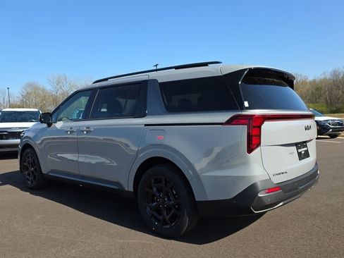 New 2026 Kia Carnival SX image 3