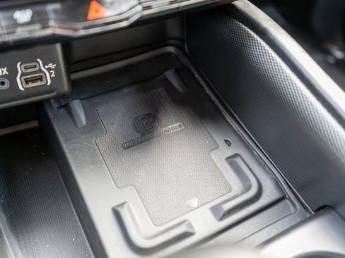 Used 2022 Dodge Durango GT image 28