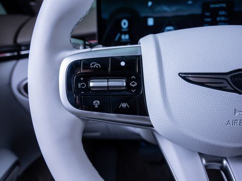 New 2026 Genesis GV70 2.5T Advanced image 22