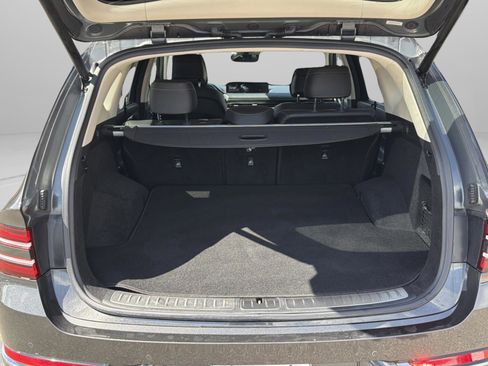 Used 2024 Genesis GV80 2.5T image 40