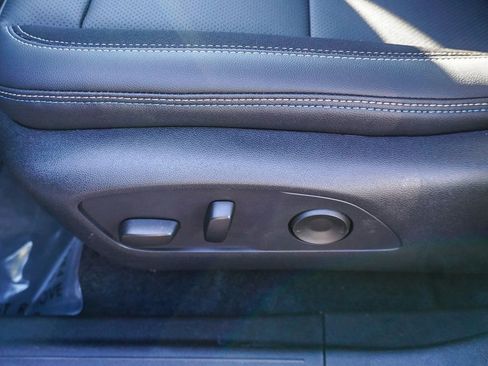 New 2026 Chevrolet Equinox EV LT image 19