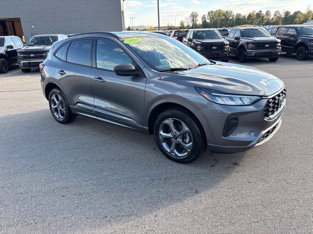 Used 2024 Ford Escape ST-Line w/ Tech Pack #1 AWD/4WD image 29