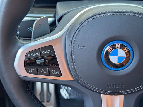Used 2024 BMW X5 xDrive50e w/ M Sport Package AWD/4WD image 23