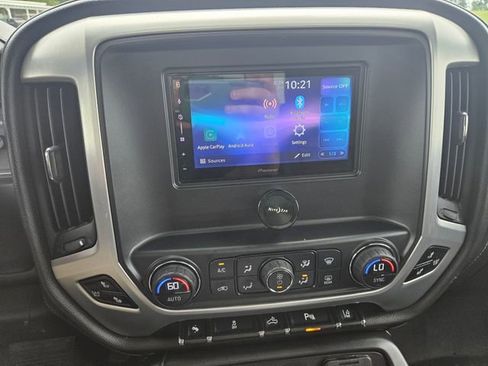 Used 2014 GMC Sierra 1500 SLT w/ Driver Alert Package AWD/4WD image 18