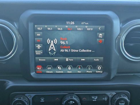 Used 2023 Jeep Wrangler Sahara AWD/4WD image 27