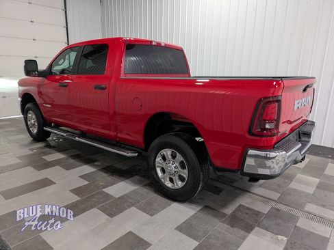 Used 2026 RAM 2500 Big Horn AWD/4WD image 2