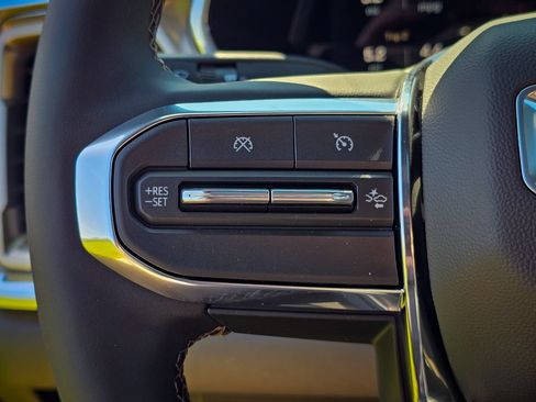 New 2026 GMC Canyon Denali AWD/4WD image 21