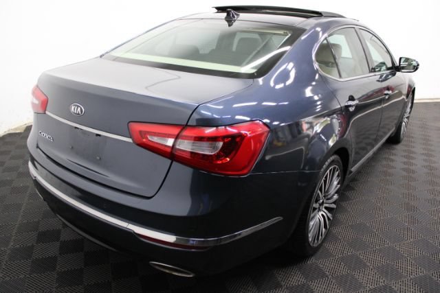 Used 2014 Kia Cadenza Premium w/ Technology Package FWD image 5