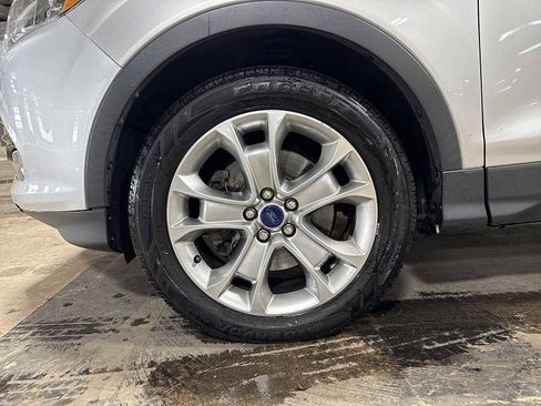 Used 2016 Ford Escape Titanium image 10