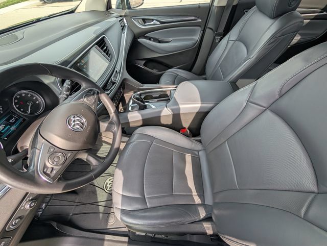 Used 2018 Buick Enclave Essence AWD/4WD image 18