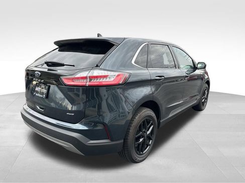 Used 2024 Ford Edge SEL image 6
