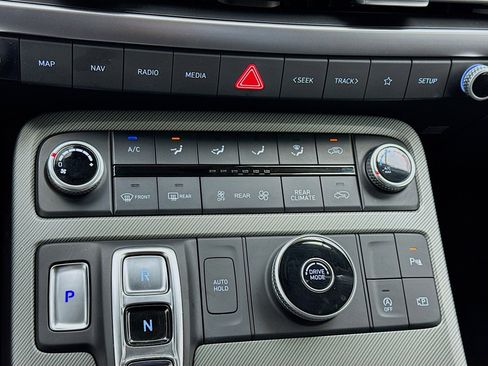 Used 2023 Hyundai Palisade SE FWD image 12