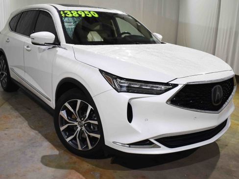 Used 2023 Acura MDX w/Technology Package image 3