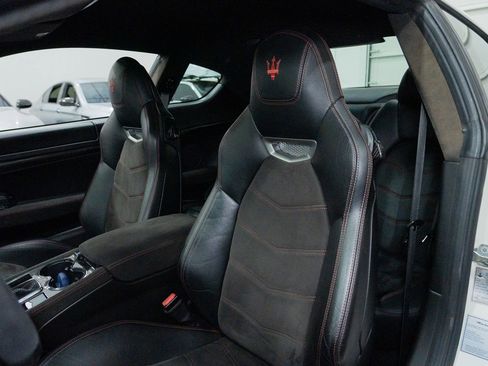 Used 2013 Maserati GranTurismo MC RWD image 28