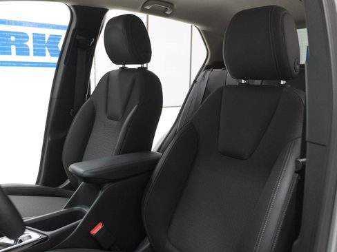Used 2025 Buick Encore GX Preferred FWD image 6