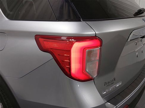 Used 2022 Ford Explorer Limited image 65