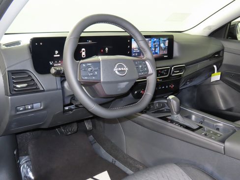 New 2026 Nissan Sentra SV image 19