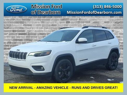 Used 2019 Jeep Cherokee Altitude image 1