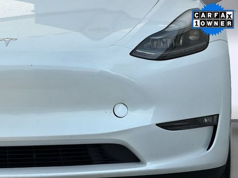 Used 2023 Tesla Model Y Long Range AWD/4WD image 12