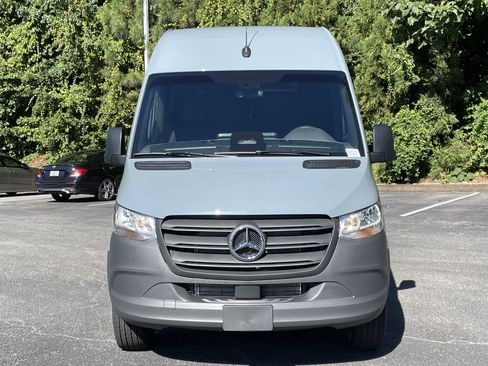 New 2025 Mercedes-Benz Sprinter 2500 image 3