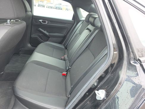 Used 2025 Honda Civic Sport image 22