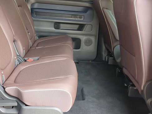 New 2025 Volkswagen ID. Buzz Pro S image 20