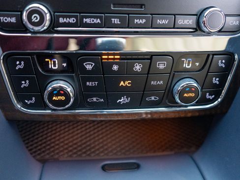 Used 2014 Bentley Continental GT V8 S image 23