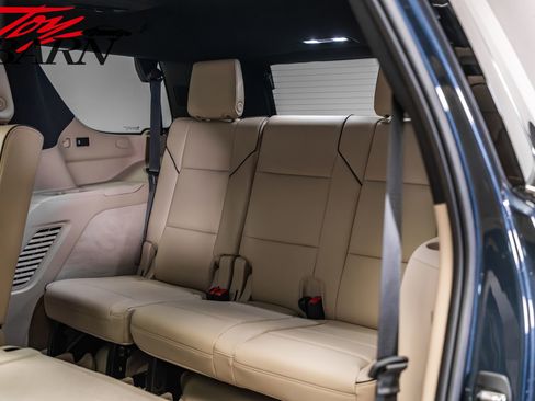 Used 2021 Cadillac Escalade Premium Luxury w/ Driver Assist Tech Package image 46