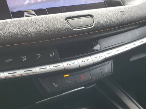 Used 2020 Cadillac XT4 Sport AWD/4WD image 32