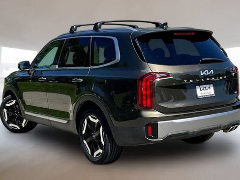 Certified 2025 Kia Telluride S AWD/4WD image 4