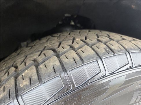 Used 2025 Ford Expedition Max Active AWD/4WD image 33