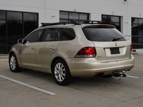 Used 2013 Volkswagen Jetta TDI image 6