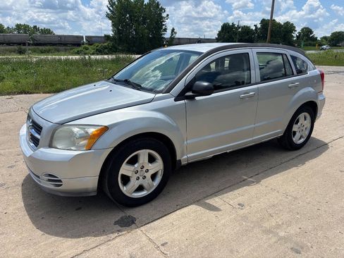Used 2009 Dodge Caliber SXT FWD image 1