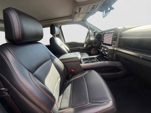 Certified 2025 Ford F350 Lariat w/ FX4 Off-Road Package AWD/4WD image 15