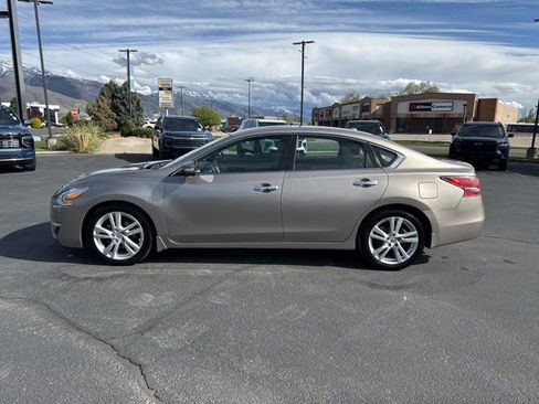 Used 2015 Nissan Altima 3.5 SL image 4