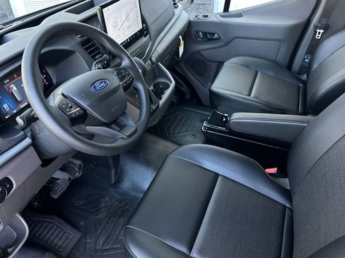 New 2026 Ford Transit 350 148 Medium Roof Wagon RWD image 9