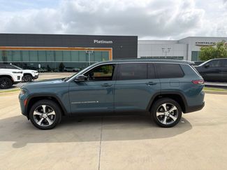 Used 2026 Jeep Grand Cherokee L Limited w/ Luxury Tech Group II RWD video 2