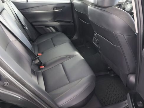 Used 2026 Toyota Camry XLE FWD image 21