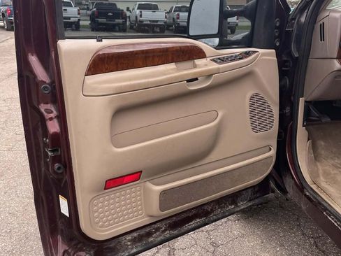 Used 2004 Ford F250 King Ranch image 13