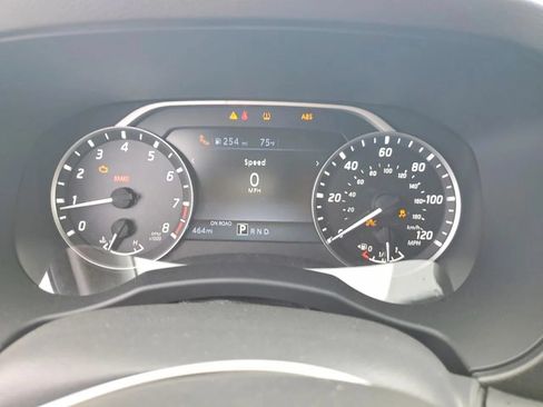 Used 2026 Nissan Frontier SV w/ All-Weather Content Package AWD/4WD image 9