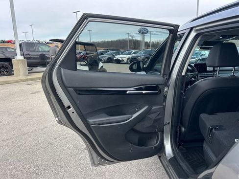 Used 2023 Kia Seltos S w/ Navigation Package image 44