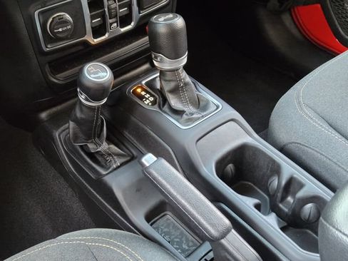 Certified 2024 Jeep Wrangler Unlimited Sport AWD/4WD image 21