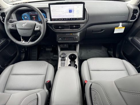 New 2025 Ford Bronco Sport Badlands image 6