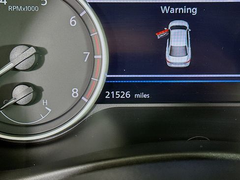 Used 2024 Nissan Sentra SV FWD image 19