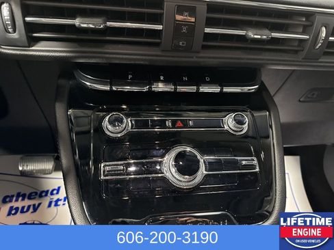 Used 2022 Lincoln Corsair AWD w/ Premium Package image 24