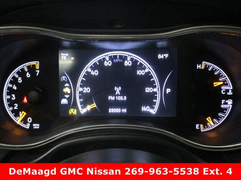 Used 2020 Jeep Grand Cherokee Laredo image 20