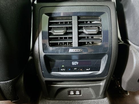 Used 2023 BMW X3 xDrive30i w/ Premium Package image 25